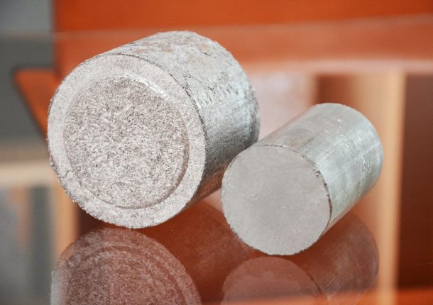 Aluminium Briketts 50 und 80 mm Durchmesser
