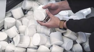 Kompaktierte Papierstaub-Briketts von WEIMA