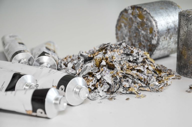 Aluminum tubes, shredded aluminium and aluminium briquettes