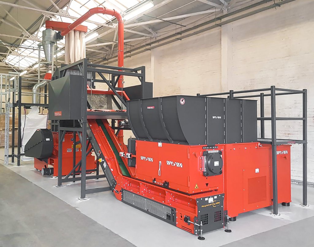 Two-stage shredding plant with WEIMA WLK 1500 single-shaft shredder and Neue Herbold granulator