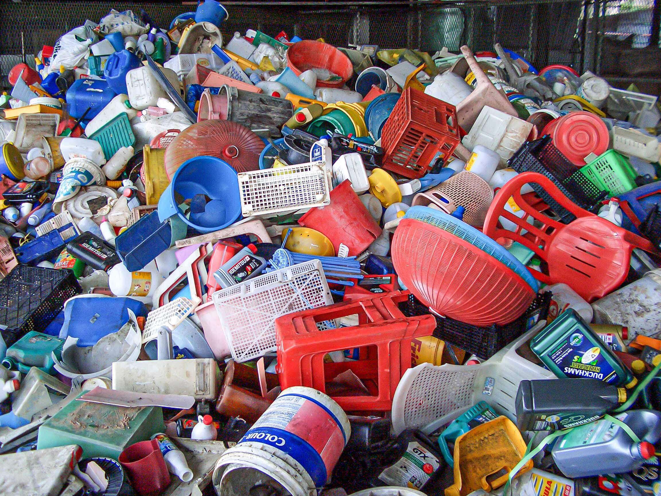 Mixed household hard plastic waste