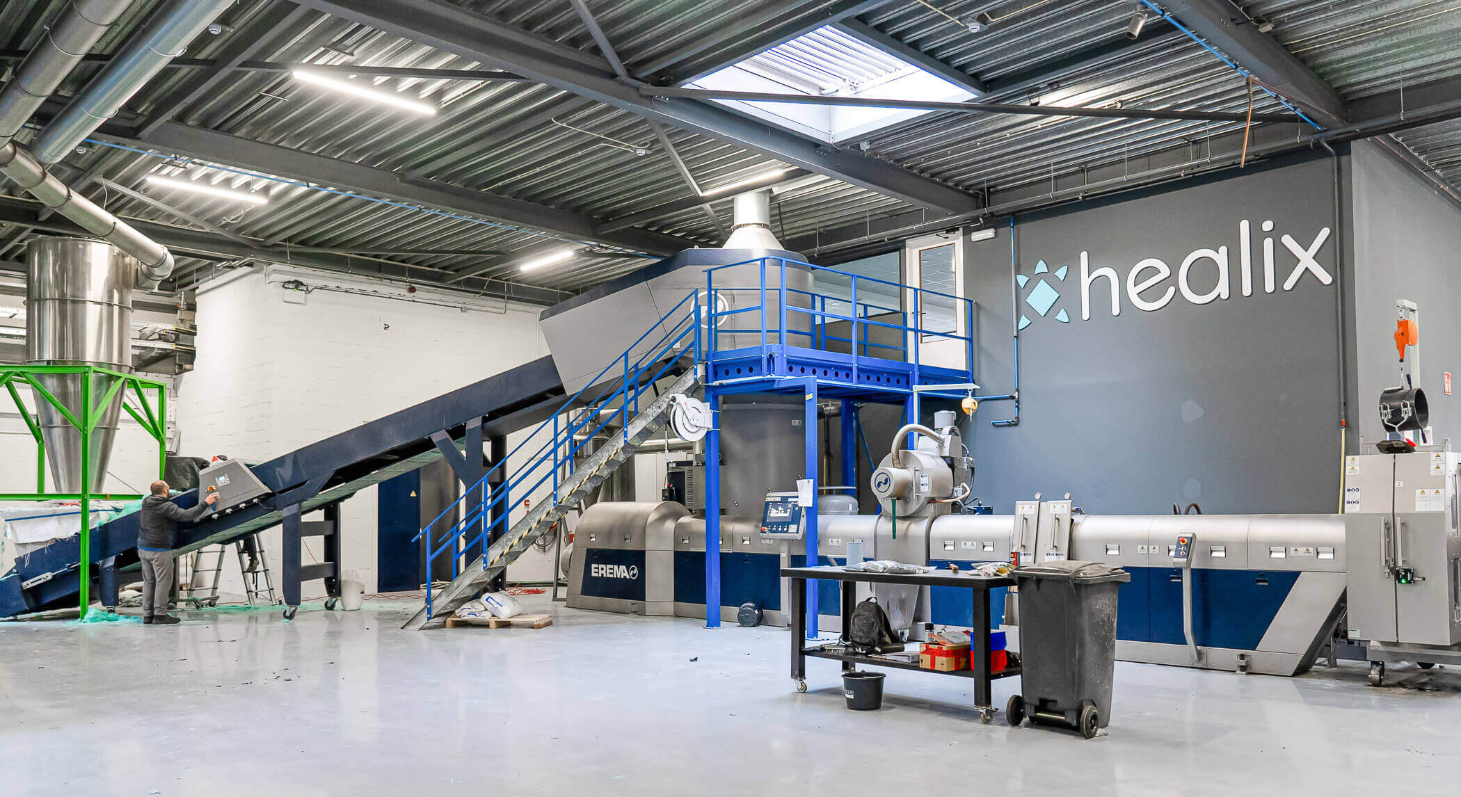 Extrusionsmaschine von Erema in Halle von Healix