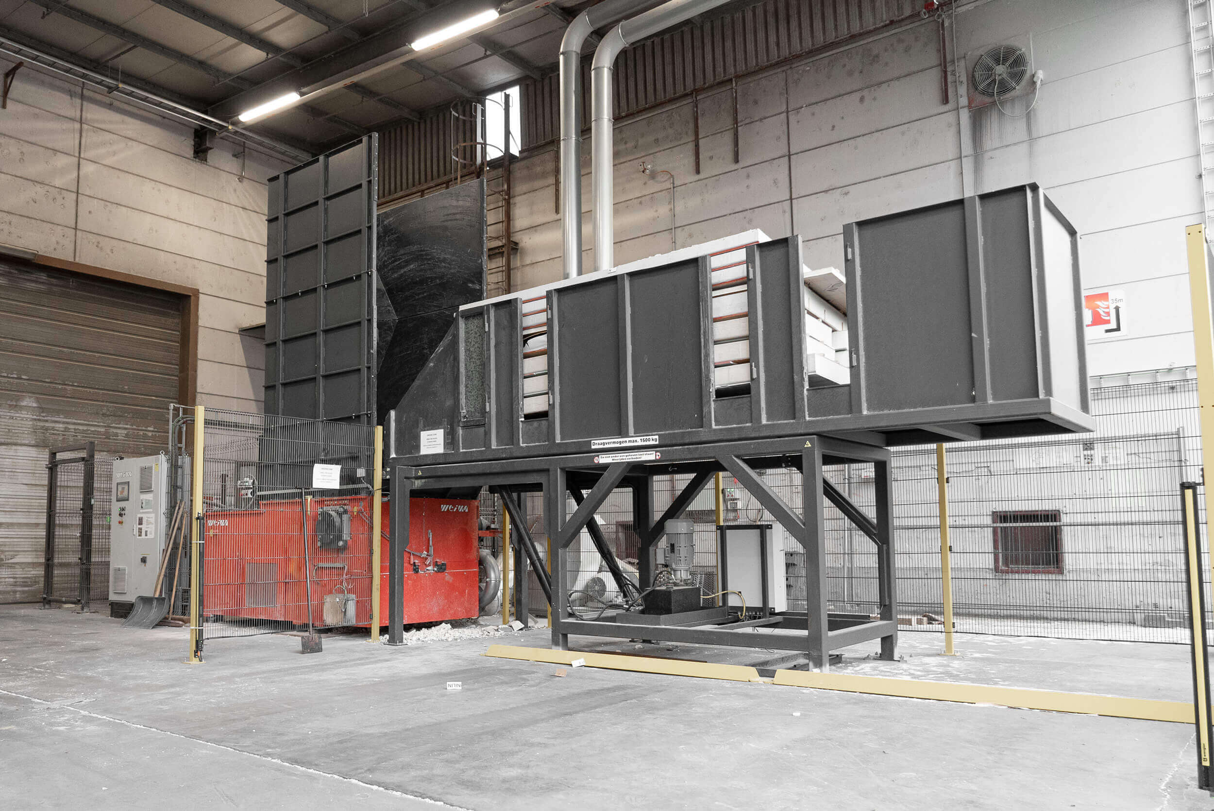 WEIMA WLK 1500 Shredder mit hydraulischem Kipptisch bei UNILIN