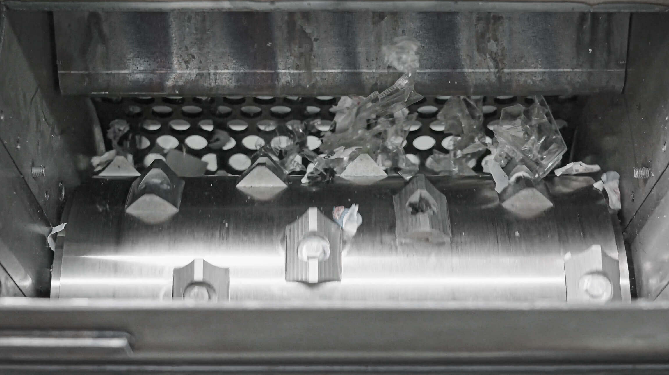 Shredder Pro 3.0 rotor shredding plastic waste