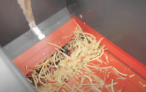 Latex bei der Zerkleinerung im WEIMA Einwellen-Schredder WLK 800