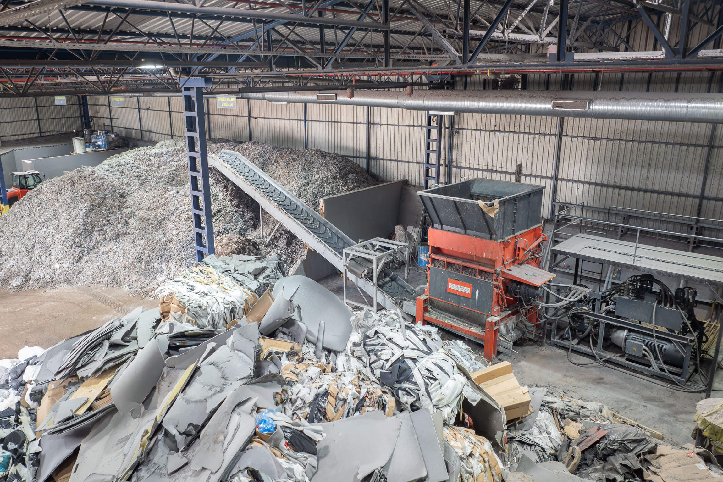 2024 Shredder PowerLine shreds hazardous waste