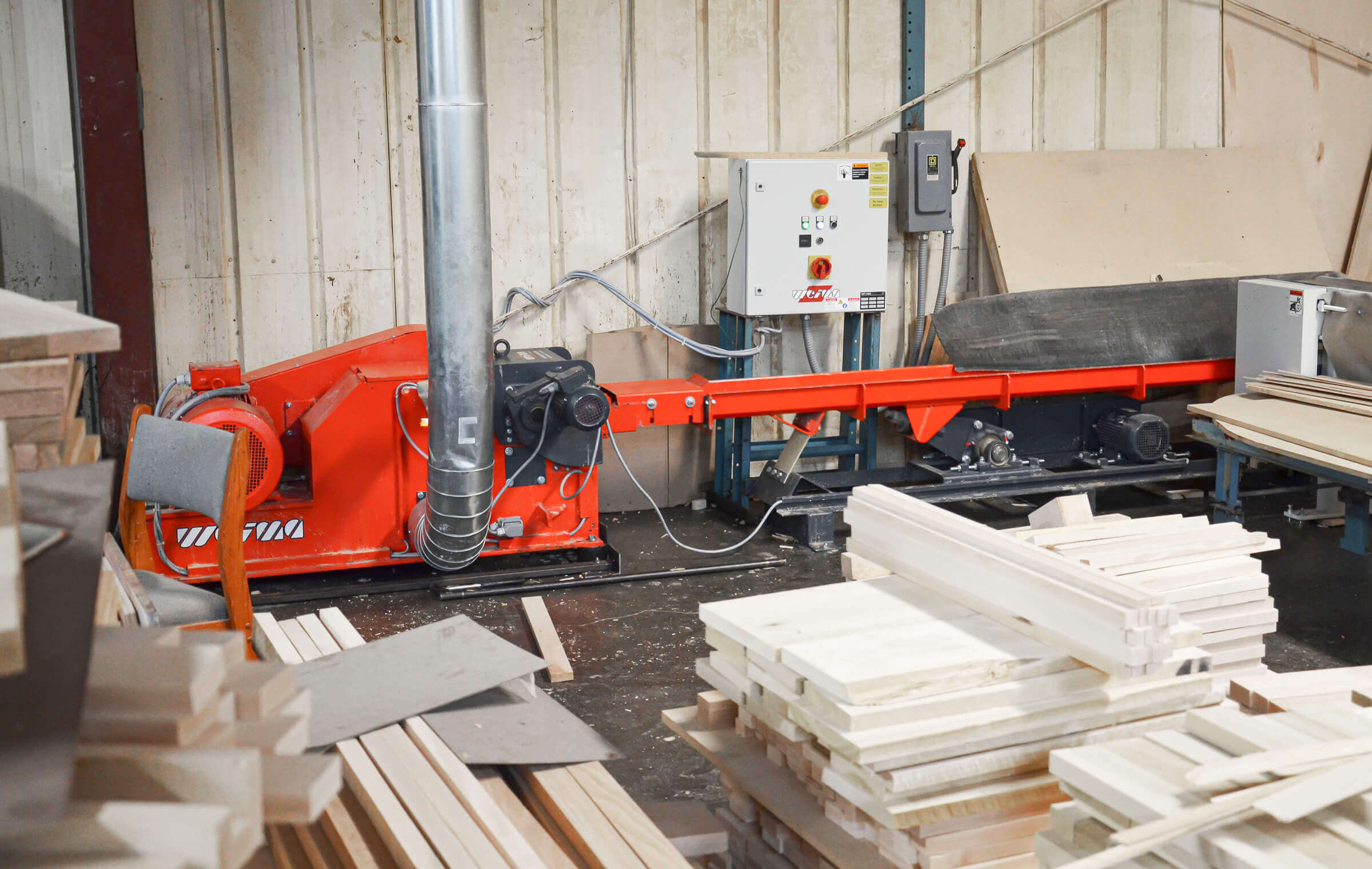 WEIMA Horizontal-Zerkleinerer eingebunden in den Produktionsprozess beim Kunden