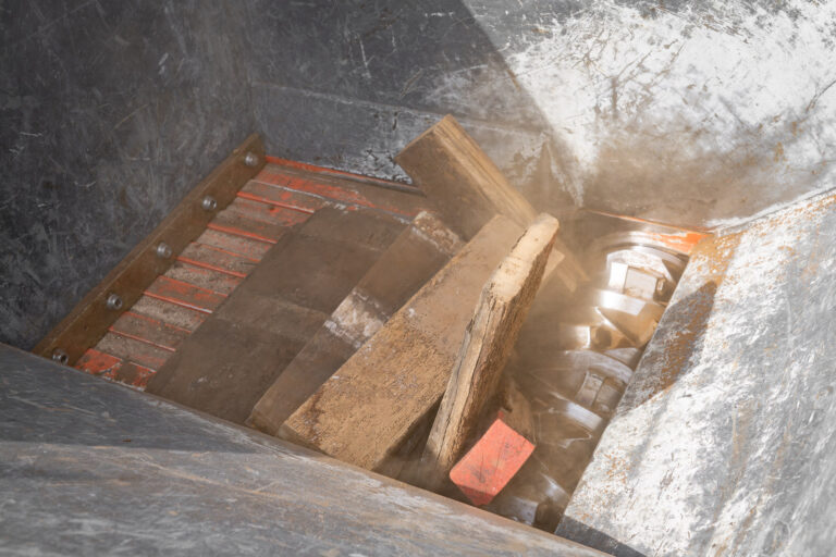 View of the rotor from above; old barrel staves are shredded in the shredder.