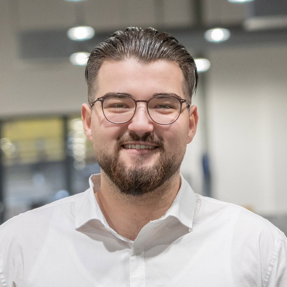 Image of the customer representative